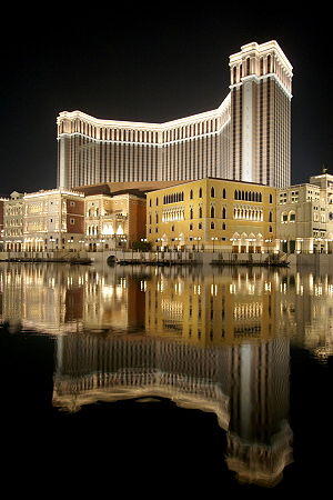 venetian macau spitting